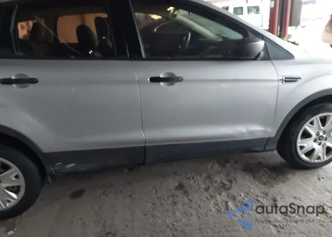 2015 Ford Escape S from USA, damaged, VIN 1FMCU0F77FUA53829